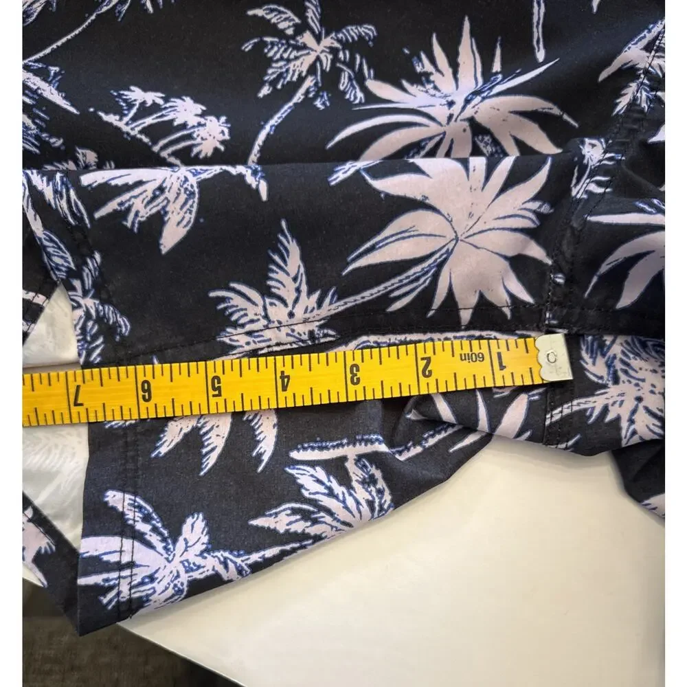 Quicksilver Swimsuit Men’s XXL Black With Lavender Palms Elastic Waist Pockets